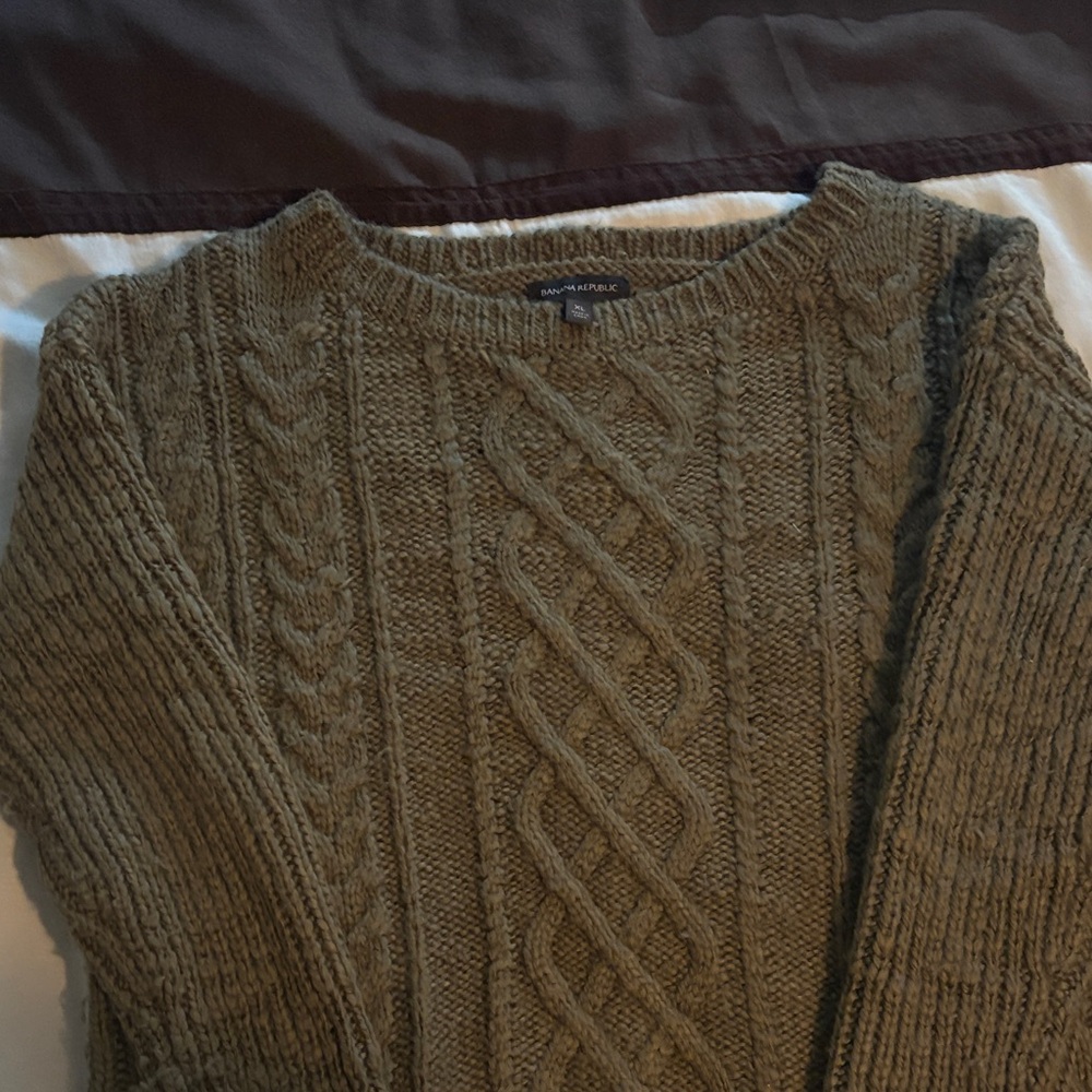 Banana Republic Olive Khaki Knit Pullover